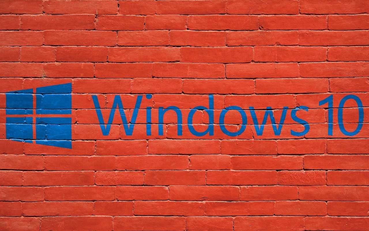 Free windows 10 laptop screen illustration